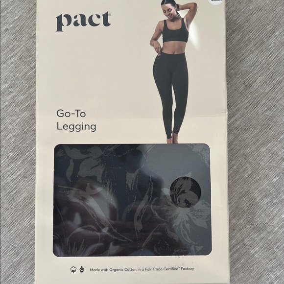 Pact Go-To Legging Vineyard Floral Raven - Picture 2 of 5